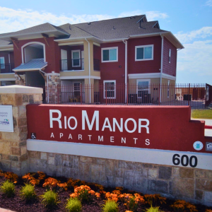 Rio Manor Apartments