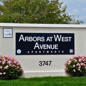Arbors at West Avenue Apartments