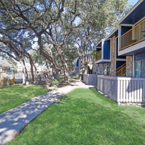 Woodland Ridge Apartments