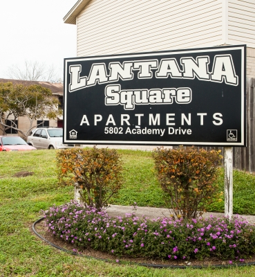 Lantana Square Apartments