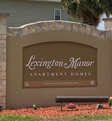 Lexington Manor Apartments